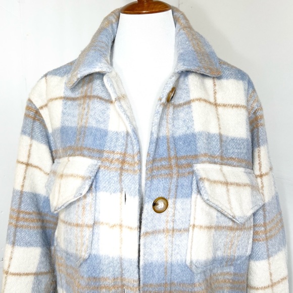 SOLD-Gianni Bini Plaid Flannel Shacket Grandpa Jacket - Picture 3 of 11